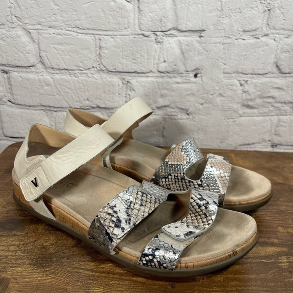 Vionic Colleen Boa Metallic Sandals - Picture 1 of 6